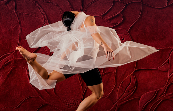 Carmesí, nueva obra de la Compañía de Danza Contemporánea con coreógrafas invitadas