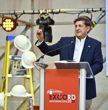 Manuel Estrella plantea retos de infraestructura y desarrollo urbano en EXCO RD 2026